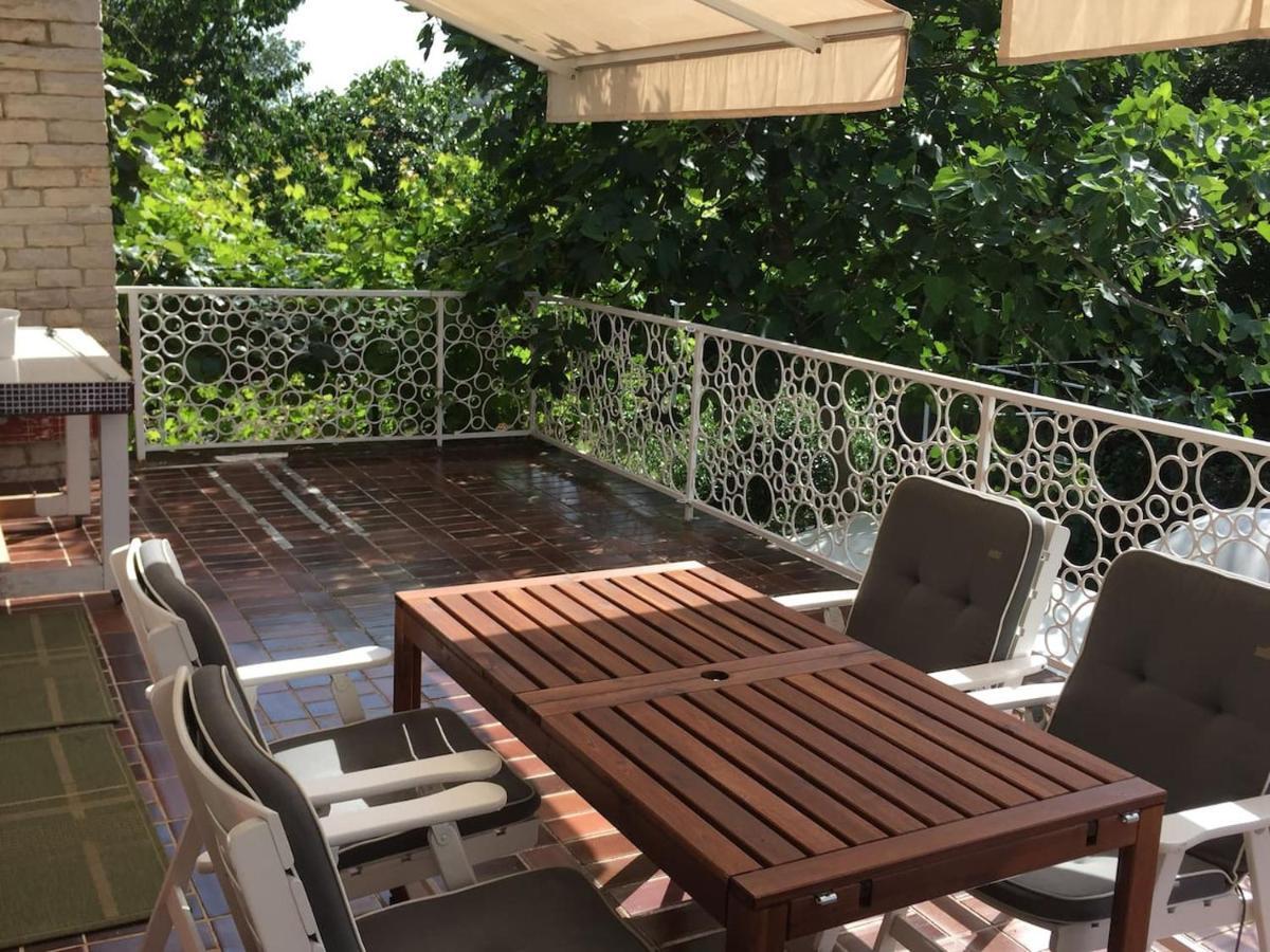 Domic ,Two Bedrooms Whit Large Terrace นยีวีเซ ภายนอก รูปภาพ