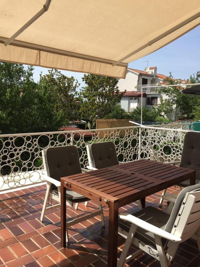 Domic ,Two Bedrooms Whit Large Terrace นยีวีเซ ภายนอก รูปภาพ