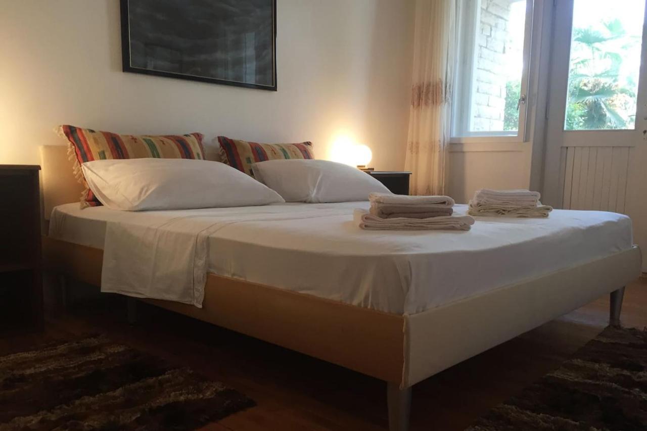 Domic ,Two Bedrooms Whit Large Terrace นยีวีเซ ภายนอก รูปภาพ